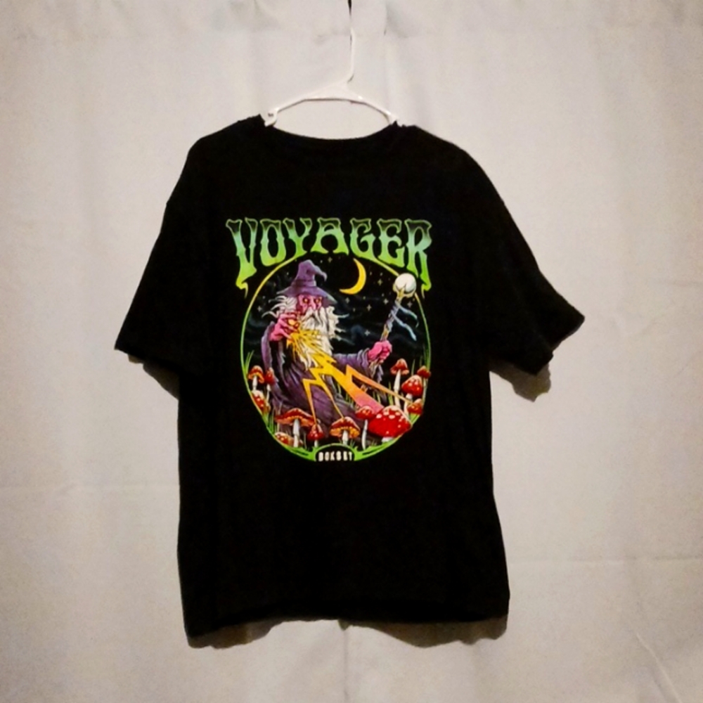 Shirt with wizard